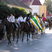 OBEC VLČANY: Jarmočný sprievod OBEC VLČANY: Jarmočný sprievod