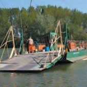 OBEC VLČANY: Kompa OBEC VLČANY: Kompa
