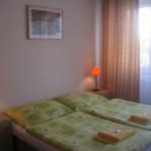 HOTEL PLUS BRATISLAVA: -