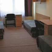 TURISTICKÁ UBYTOVŇA PRI SOŠ SNINA: -