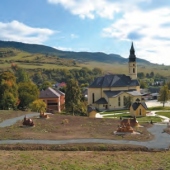 MINISKANZEN DREVENÝCH CHRÁMOV ĽUTINA: 