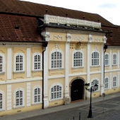 MESTO RIMAVSKÁ SOBOTA: budova Grémia - dnes knižnica Mateja Hrebendu