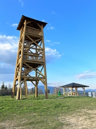 OBEC NOVOŤ: Modlov vrch a vyhliadková veža