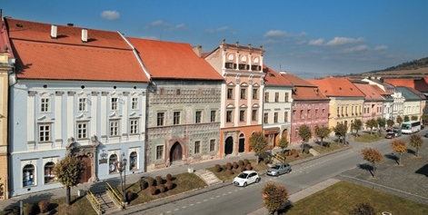 MESTO LEVOČA: Námestie Majstra Pavla - meštianske domy